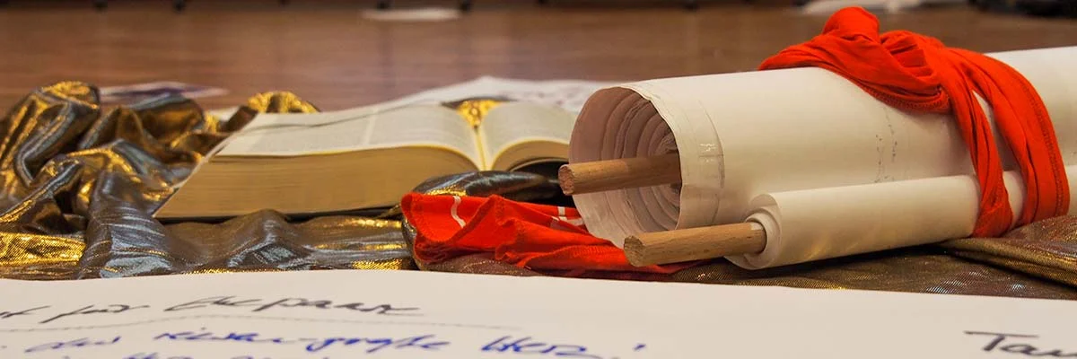 Schriftrolle, Bibel, und Arbeitsblatt